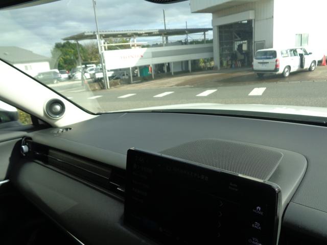 ヴェゼル e:HEV Z プレミアムオーディオ・マルチビューカメラ・ホンダコネクトディスプレイ・ETC(3枚目)