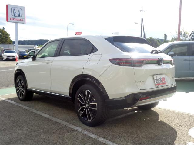 ヴェゼル e:HEV Z プレミアムオーディオ・マルチビューカメラ・ホンダコネクトディスプレイ・ETC(8枚目)