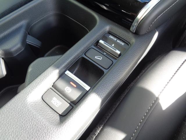 ヴェゼル e:HEV Z プレミアムオーディオ・マルチビューカメラ・ホンダコネクトディスプレイ・ETC(15枚目)