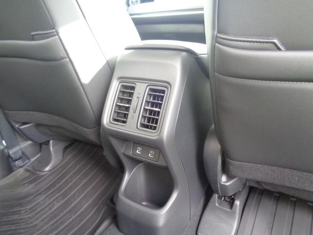 ヴェゼル e:HEV Z プレミアムオーディオ・マルチビューカメラ・ホンダコネクトディスプレイ・ETC(18枚目)