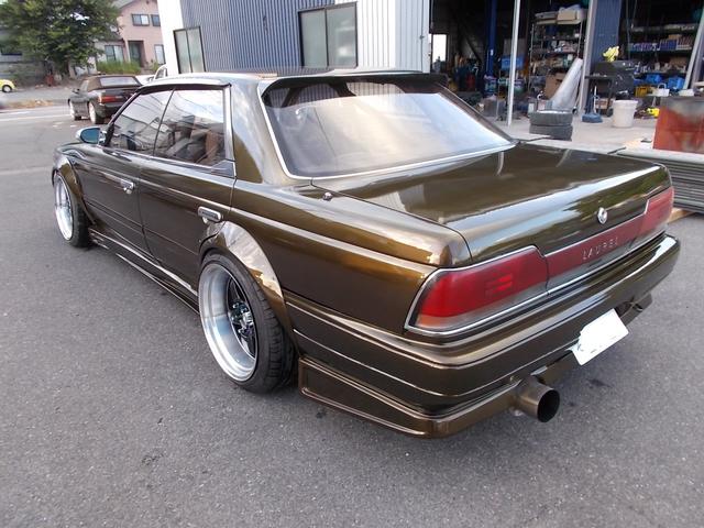 日産 ローレル