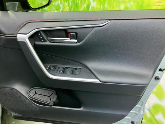 RAV4 4WDアドベンチャー 新品タイヤ/保証書/純正 SDナビ/衝突安全装置/シートヒーター 前席/車線逸脱防止支援システム/シート 合皮/パーキングアシスト バックガイド/電動バックドア/ヘッドランプ LED バックカメラ(22枚目)