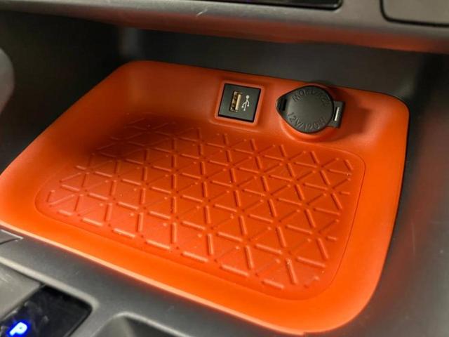 RAV4 4WDアドベンチャー 新品タイヤ/保証書/純正 SDナビ/衝突安全装置/シートヒーター 前席/車線逸脱防止支援システム/シート 合皮/パーキングアシスト バックガイド/電動バックドア/ヘッドランプ LED バックカメラ(40枚目)