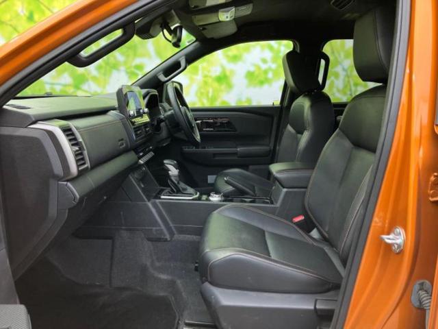 トライトン 4WD GSR 保証書/ディスプレイオーディオ+ナビ9インチ/イーアシスト(ミツビシ)/シートヒーター 前席/マルチアラウンドモニター/車線逸脱防止支援システム/シート 合皮 ターボ 衝突被害軽減システム 電動シート(5枚目)