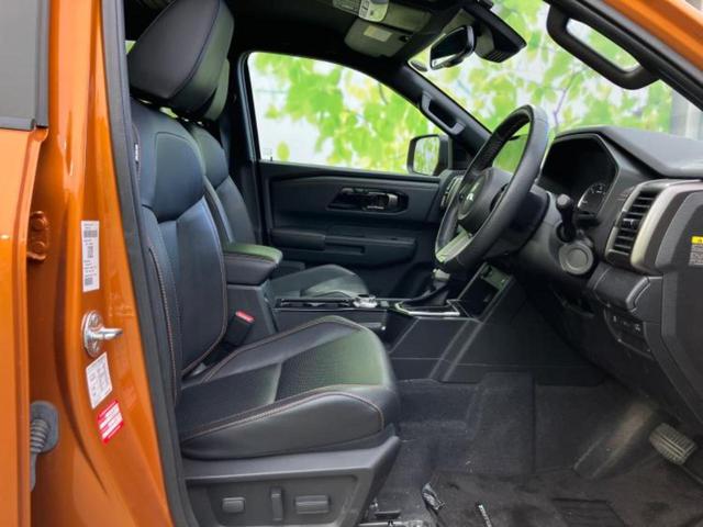 トライトン 4WD GSR 保証書/ディスプレイオーディオ+ナビ9インチ/イーアシスト(ミツビシ)/シートヒーター 前席/マルチアラウンドモニター/車線逸脱防止支援システム/シート 合皮 ターボ 衝突被害軽減システム 電動シート(7枚目)