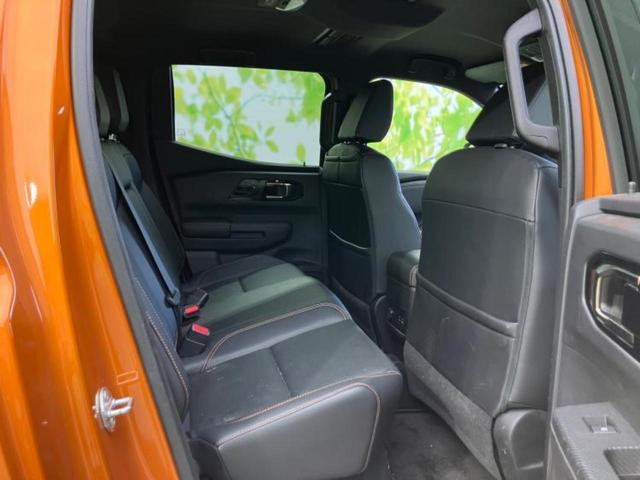 トライトン 4WD GSR 保証書/ディスプレイオーディオ+ナビ9インチ/イーアシスト(ミツビシ)/シートヒーター 前席/マルチアラウンドモニター/車線逸脱防止支援システム/シート 合皮 ターボ 衝突被害軽減システム 電動シート(8枚目)