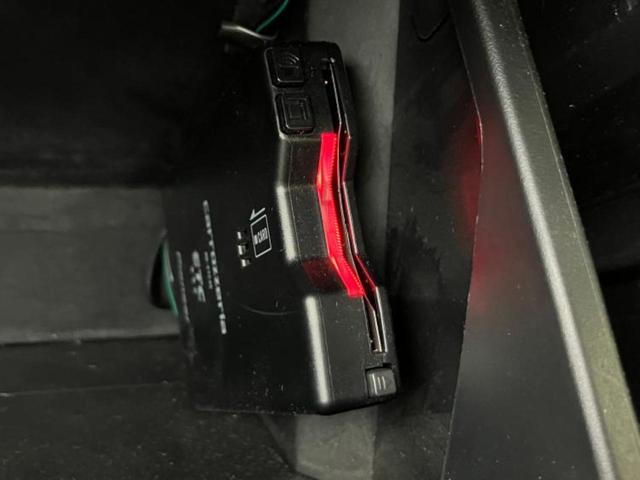 トライトン 4WD GSR 保証書/ディスプレイオーディオ+ナビ9インチ/イーアシスト(ミツビシ)/シートヒーター 前席/マルチアラウンドモニター/車線逸脱防止支援システム/シート 合皮 ターボ 衝突被害軽減システム 電動シート(14枚目)