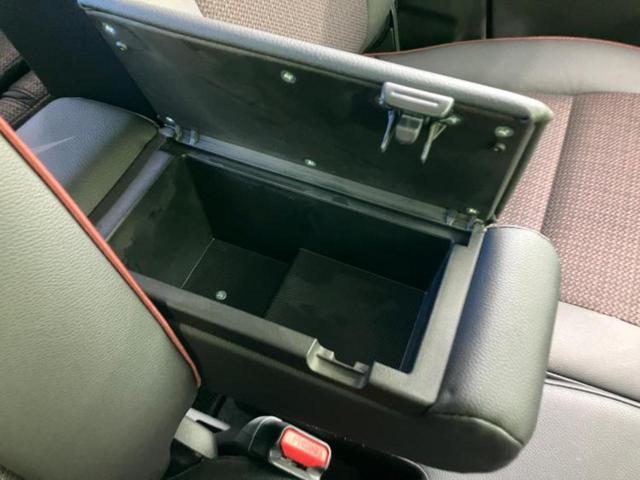 スペーシアカスタム ハイブリッドXS 新品タイヤ/純正 9インチ メモリーナビ/セーフティサポート(スズキ)/両側電動スライドドア/シートヒーター 前席/全方位モニター/車線逸脱防止支援システム/ヘッドランプ LED/USBジャック(31枚目)