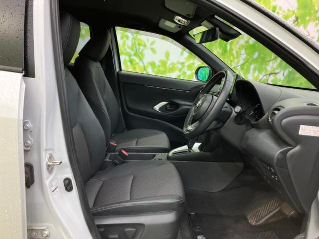 ヤリスクロス ハイブリッドZ 保証書/ディスプレイオーディオ+ナビ8インチ/トヨタセーフティセンス/シートヒーター 前席/パノラミックビューモニター/車線逸脱防止支援システム/パーキングアシスト バックガイド 衝突被害軽減システム(7枚目)