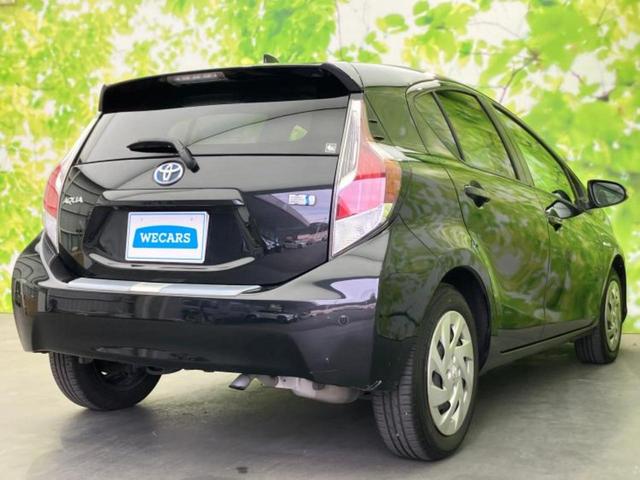 アクア S 保証書/純正 SDナビ/ETC/EBD付ABS/横滑り防止装置/アイドリングストップ/バックモニター/エアバッグ 運転席/エアバッグ 助手席/パワーウインドウ/エンジンスタートボタン バックカメラ(3枚目)