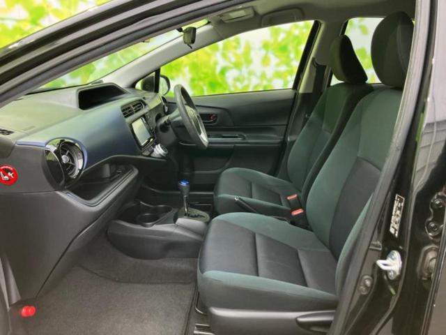 アクア S 保証書/純正 SDナビ/ETC/EBD付ABS/横滑り防止装置/アイドリングストップ/バックモニター/エアバッグ 運転席/エアバッグ 助手席/パワーウインドウ/エンジンスタートボタン バックカメラ(5枚目)