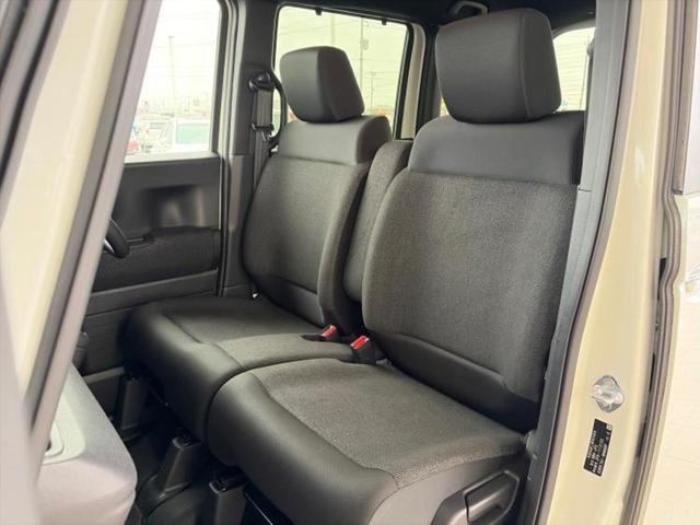 Ｎ－ＢＯＸカスタム ヒョウジュン　保証書／ホンダセンシング／電動スライドドア／シートヒーター　前席／車線逸脱防止支援システム／ヘッドランプ　ＬＥＤ／ＵＳＢジャック／ＥＢＤ付ＡＢＳ／横滑り防止装置／アイドリングストップ／禁煙車（6枚目）