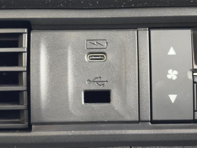 Ｎ－ＢＯＸカスタム ヒョウジュン　保証書／ホンダセンシング／電動スライドドア／シートヒーター　前席／車線逸脱防止支援システム／ヘッドランプ　ＬＥＤ／ＵＳＢジャック／ＥＢＤ付ＡＢＳ／横滑り防止装置／アイドリングストップ／禁煙車（34枚目）