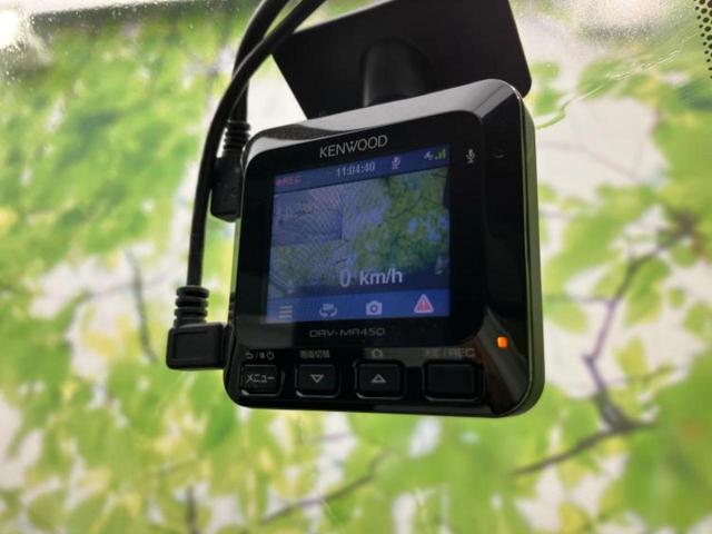 セレナ Ｘ　新品タイヤ／保証書／純正　ＳＤナビ／衝突安全装置／電動スライドドア／車線逸脱防止支援システム／ＥＴＣ／ＥＢＤ付ＡＢＳ／横滑り防止装置／アイドリングストップ／クルーズコントロール／バックモニター（15枚目）