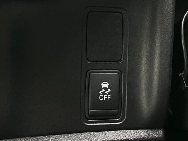 セレナ Ｘ　新品タイヤ／保証書／純正　ＳＤナビ／衝突安全装置／電動スライドドア／車線逸脱防止支援システム／ＥＴＣ／ＥＢＤ付ＡＢＳ／横滑り防止装置／アイドリングストップ／クルーズコントロール／バックモニター（32枚目）