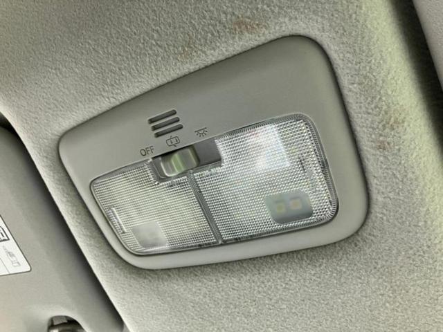 シエンタ Ｇ　純正　ＳＤナビ／フリップダウンモニター　純正　１２．１インチ／衝突安全装置／パノラミックビューモニター／車線逸脱防止支援システム／ヘッドランプ　ＬＥＤ／ＥＴＣ／ＥＢＤ付ＡＢＳ／横滑り防止装置（40枚目）