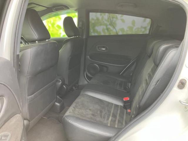 ヴェゼル ハイブリッドＲＳ・ホンダセンシング　保証書／純正　８インチ　ＳＤナビ／シートヒーター／シート　ハーフレザー／ヘッドランプ　ＬＥＤ／ＵＳＢジャック／Ｂｌｕｅｔｏｏｔｈ接続／ＨＤＭＩ接続／ＥＴＣ／ＥＢＤ付ＡＢＳ／横滑り防止装置　バックカメラ（6枚目）