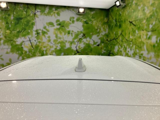 ヴェゼル ハイブリッドＲＳ・ホンダセンシング　保証書／純正　８インチ　ＳＤナビ／シートヒーター／シート　ハーフレザー／ヘッドランプ　ＬＥＤ／ＵＳＢジャック／Ｂｌｕｅｔｏｏｔｈ接続／ＨＤＭＩ接続／ＥＴＣ／ＥＢＤ付ＡＢＳ／横滑り防止装置　バックカメラ（47枚目）