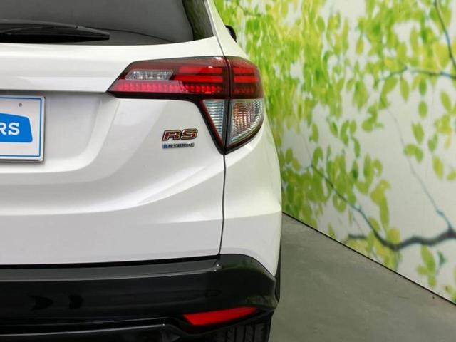 ヴェゼル ハイブリッドＲＳ・ホンダセンシング　保証書／純正　８インチ　ＳＤナビ／シートヒーター／シート　ハーフレザー／ヘッドランプ　ＬＥＤ／ＵＳＢジャック／Ｂｌｕｅｔｏｏｔｈ接続／ＨＤＭＩ接続／ＥＴＣ／ＥＢＤ付ＡＢＳ／横滑り防止装置　バックカメラ（50枚目）