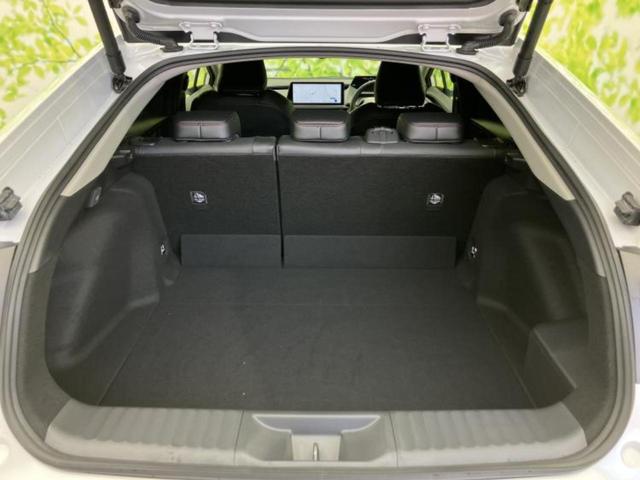 プリウス Ｚ　モデリスタエアロ／保証書／ディスプレイオーディオ＋ナビ／デジタルインナーミラー／衝突安全装置／シートヒーター　前席／全方位モニター／車線逸脱防止支援システム／シート　合皮　衝突被害軽減システム（8枚目）