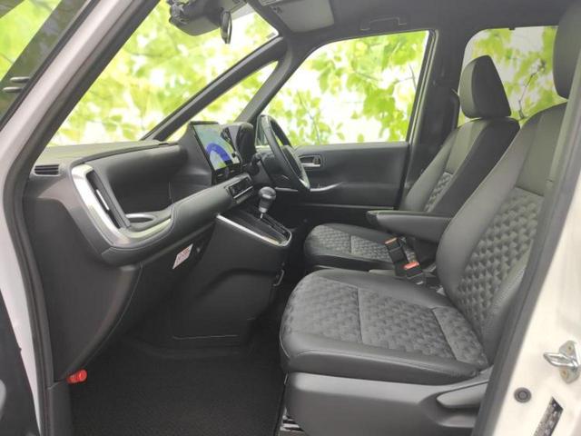 ヴォクシー Ｓ－Ｚ　★★★ディスプレイオーディオ＋ナビ１０．５インチ／トヨタセーフティセンス／両側電動スライドドア／シートヒーター　前席／車線逸脱防止支援システム／パーキングアシスト　バックガイド　衝突被害軽減システム（7枚目）