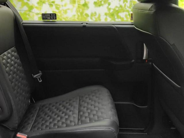 ヴォクシー Ｓ－Ｚ　★★★ディスプレイオーディオ＋ナビ１０．５インチ／トヨタセーフティセンス／両側電動スライドドア／シートヒーター　前席／車線逸脱防止支援システム／パーキングアシスト　バックガイド　衝突被害軽減システム（25枚目）