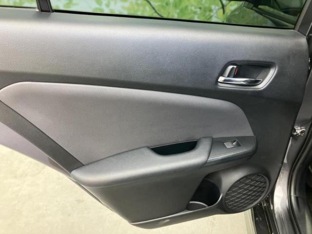 プリウス Ｓツーリングセレクション　新品タイヤ／モデリスタエアロ／保証書／純正　９インチ　ＳＤナビ／衝突安全装置／シートヒーター／車線逸脱防止支援システム／シート　合皮／ヘッドランプ　ＬＥＤ／Ｂｌｕｅｔｏｏｔｈ接続／ＥＴＣ　フルエアロ（21枚目）