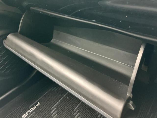 プリウス Ｓツーリングセレクション　新品タイヤ／モデリスタエアロ／保証書／純正　９インチ　ＳＤナビ／衝突安全装置／シートヒーター／車線逸脱防止支援システム／シート　合皮／ヘッドランプ　ＬＥＤ／Ｂｌｕｅｔｏｏｔｈ接続／ＥＴＣ　フルエアロ（33枚目）