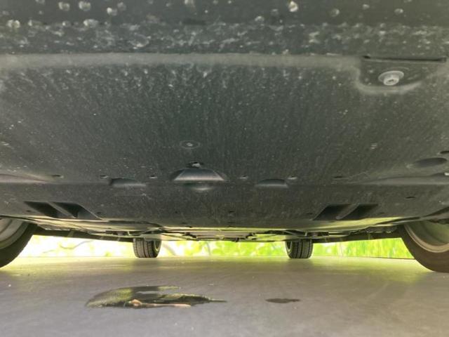 プリウス Ｓツーリングセレクション　新品タイヤ／モデリスタエアロ／保証書／純正　９インチ　ＳＤナビ／衝突安全装置／シートヒーター／車線逸脱防止支援システム／シート　合皮／ヘッドランプ　ＬＥＤ／Ｂｌｕｅｔｏｏｔｈ接続／ＥＴＣ　フルエアロ（46枚目）