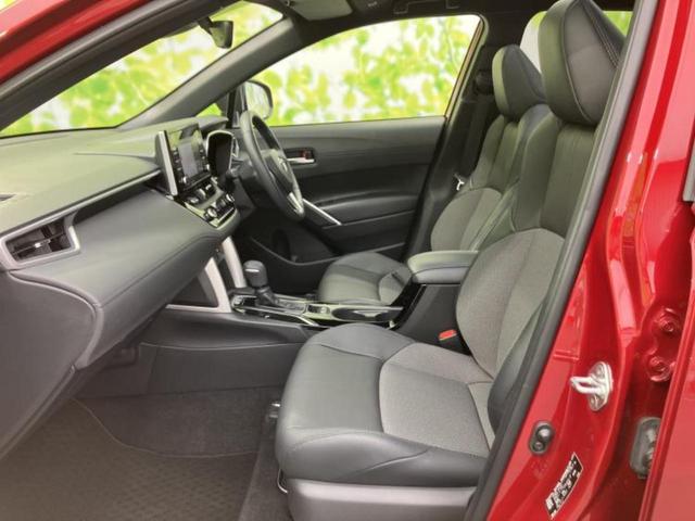 カローラクロス ハイブリッドＺ　ガラスルーフ／保証書／ディスプレイオーディオ＋ナビ／トヨタセーフティセンス／シートヒーター／パノラミックビューモニター／車線逸脱防止支援システム／シート　ハーフレザー／電動バックドア　全周囲カメラ（6枚目）