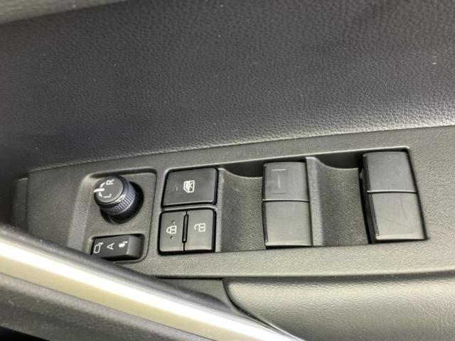 カローラクロス ハイブリッドＺ　ガラスルーフ／保証書／ディスプレイオーディオ＋ナビ／トヨタセーフティセンス／シートヒーター／パノラミックビューモニター／車線逸脱防止支援システム／シート　ハーフレザー／電動バックドア　全周囲カメラ（26枚目）