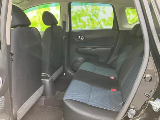 ノート Ｘ　保証書／純正　ＳＤナビ／アラウンドビューモニター／ドライブレコーダー　前後／Ｂｌｕｅｔｏｏｔｈ接続／ＥＢＤ付ＡＢＳ／アイドリングストップ／フルセグＴＶ／エアバッグ　運転席／エアバッグ　助手席　ドラレコ（6枚目）