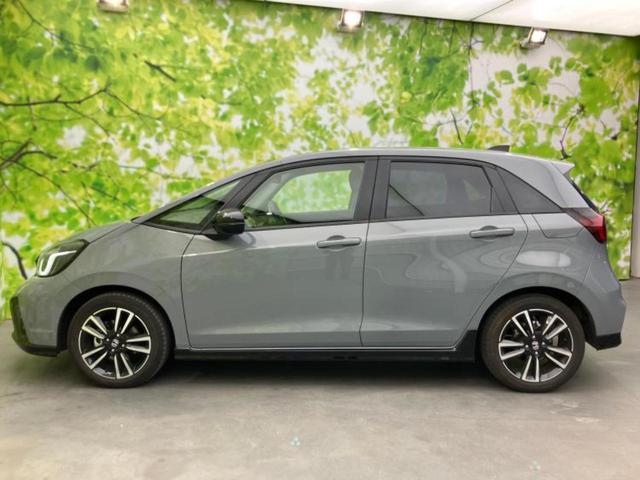 フィット eHEV RS 保証書/ディスプレイオーディオ+ナビ9インチ/衝突安全装置/車線逸脱防止支援システム/ドライブレコーダー 前後/ヘッドランプ LED/USBジャック/Bluetooth接続/ETC2.0 バックカメラ(2枚目)