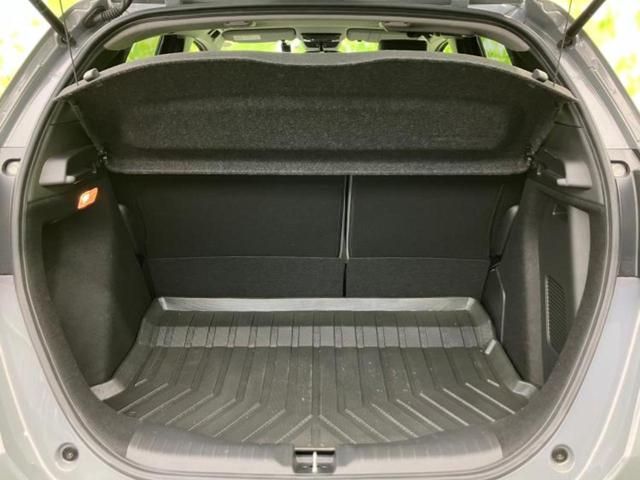 フィット eHEV RS 保証書/ディスプレイオーディオ+ナビ9インチ/衝突安全装置/車線逸脱防止支援システム/ドライブレコーダー 前後/ヘッドランプ LED/USBジャック/Bluetooth接続/ETC2.0 バックカメラ(8枚目)