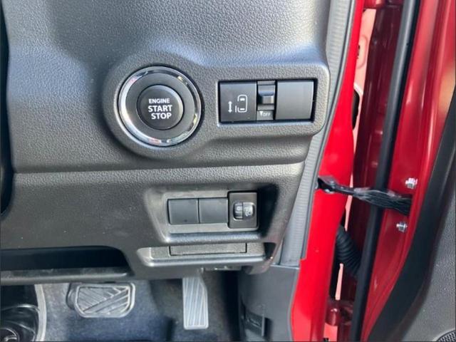 スペーシアカスタム ハイブリッドＧＳ　新品タイヤ／保証書／ディスプレイオーディオ／電動スライドドア／シートヒーター　運転席／車線逸脱防止支援システム／ヘッドランプ　ＬＥＤ／Ｂｌｕｅｔｏｏｔｈ接続／ＥＢＤ付ＡＢＳ／横滑り防止装置（12枚目）