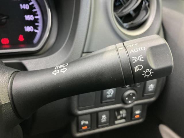 ノート Ｘ　新品タイヤ／保証書／純正　ＳＤナビ／エマージェンシーブレーキ／車線逸脱防止支援システム／Ｂｌｕｅｔｏｏｔｈ接続／ＥＴＣ／ＥＢＤ付ＡＢＳ／横滑り防止装置／アイドリングストップ／フルセグＴＶ　ワンオーナー（17枚目）