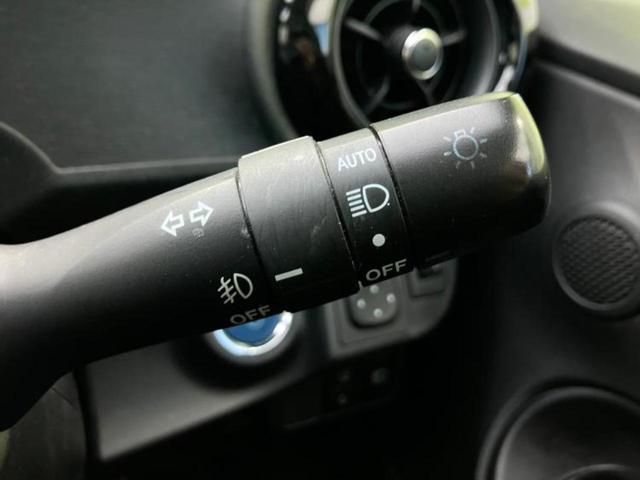 アクア Ｓスタイルブラック　保証書／純正　ＳＤナビ／衝突安全装置／車線逸脱防止支援システム／ＥＴＣ／ＥＢＤ付ＡＢＳ／横滑り防止装置／アイドリングストップ／バックモニター／フルセグＴＶ／エアバッグ　運転席／エアバッグ　助手席（18枚目）