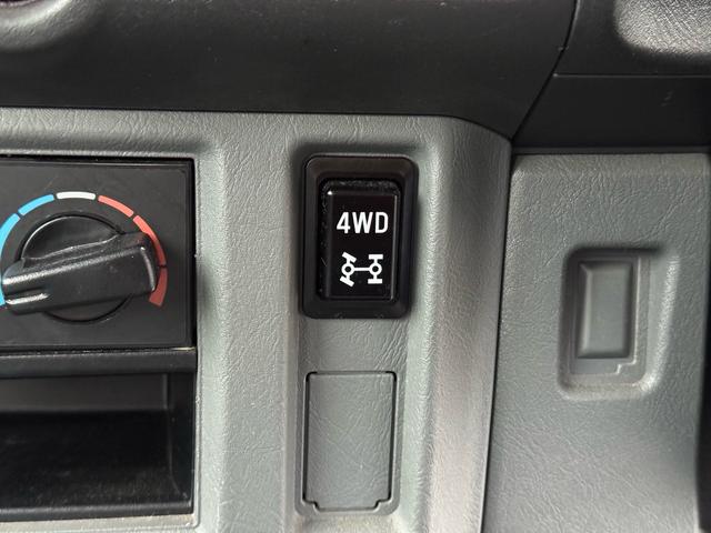 ＮＶ１００クリッパーバン ＤＸ　４ＷＤ（42枚目）