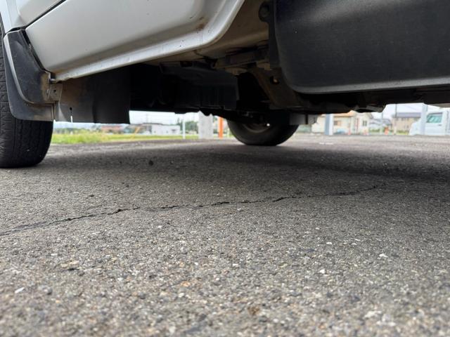 キャリイトラック ＫＣエアコン・パワステ　２ＷＤ　オートマ（16枚目）