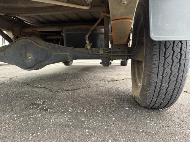 キャリイトラック ＫＣエアコン・パワステ　２ＷＤ　オートマ（19枚目）