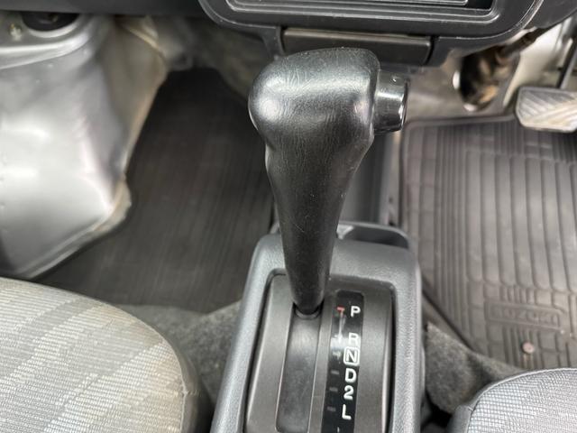 キャリイトラック ＫＣエアコン・パワステ　２ＷＤ　オートマ（30枚目）