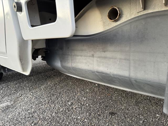 キャリイトラック KCエアコン・パワステ 4WD オートマ(26枚目)