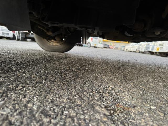 キャリイトラック KCエアコン・パワステ 4WD オートマ(27枚目)