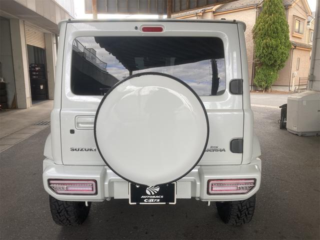 ジムニーシエラ ＪＣ　キーレス　フルセグ　ナビ＆ＴＶ　エアバッグ　オートマ　フル装備　助手席エアバッグ　ＥＴＣ　バックカメラ　スマートキー　シートヒーター（3枚目）