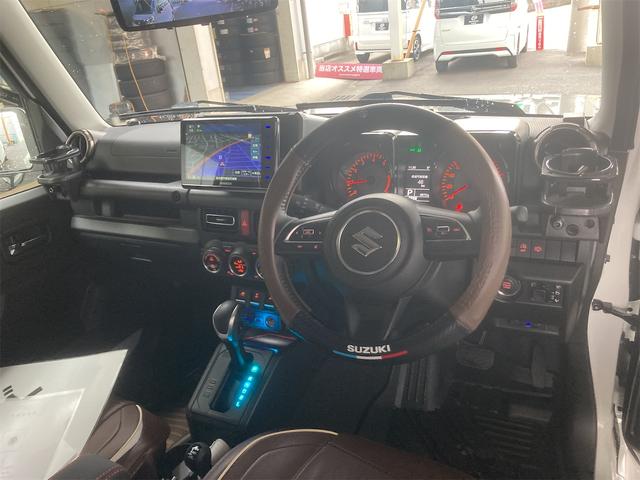 ジムニーシエラ ＪＣ　キーレス　フルセグ　ナビ＆ＴＶ　エアバッグ　オートマ　フル装備　助手席エアバッグ　ＥＴＣ　バックカメラ　スマートキー　シートヒーター（14枚目）