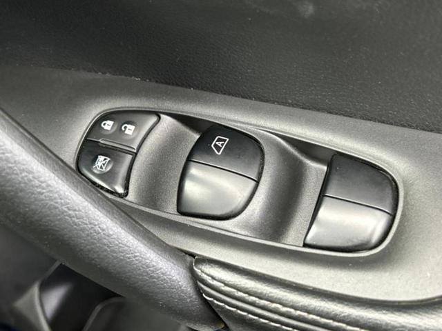 エクストレイル 20Xエマブレパッケージ ディスプレイオーディオ/エマージェンシーブレーキ/シートヒーター 前席/車線逸脱防止支援システム/Bluetooth接続/ETC/EBD付ABS/横滑り防止装置/アイドリングストップ/バックモニター(30枚目)