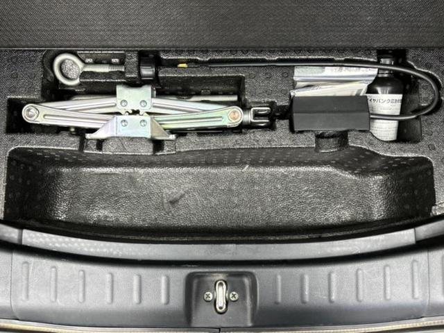 N-BOXカスタム G・Aパッケージ 新品タイヤ/純正 SDナビ/シティーブレーキアクティブシステム(ホンダ)/電動スライドドア/ヘッドランプ HID/Bluetooth接続/EBD付ABS/横滑り防止装置/アイドリングストップ(25枚目)