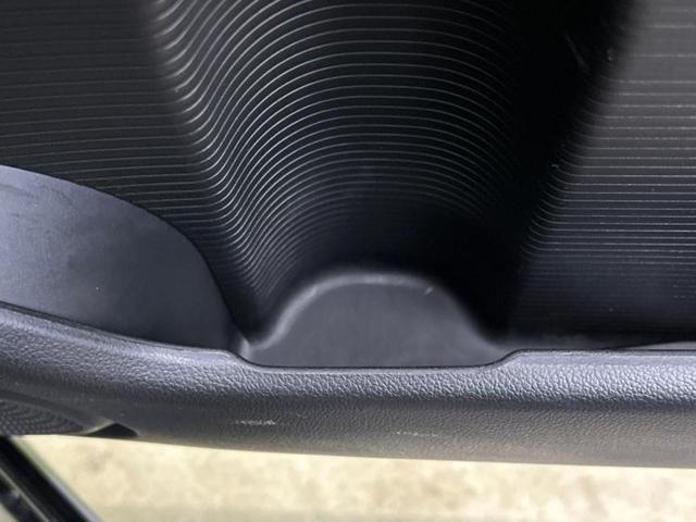 N-BOXカスタム G・Aパッケージ 新品タイヤ/純正 SDナビ/シティーブレーキアクティブシステム(ホンダ)/電動スライドドア/ヘッドランプ HID/Bluetooth接続/EBD付ABS/横滑り防止装置/アイドリングストップ(38枚目)