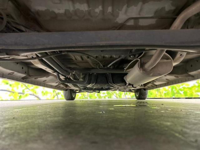 N-BOXカスタム G・Aパッケージ 新品タイヤ/純正 SDナビ/シティーブレーキアクティブシステム(ホンダ)/電動スライドドア/ヘッドランプ HID/Bluetooth接続/EBD付ABS/横滑り防止装置/アイドリングストップ(56枚目)