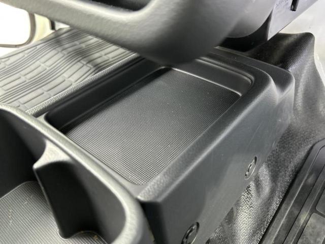 キャリイトラック ４ＷＤ　ＫＣノウハン　セーフティサポート（スズキ）／車線逸脱防止支援システム／ＥＢＤ付ＡＢＳ／横滑り防止装置／アイドリングストップ／エアバッグ　運転席／エアバッグ　助手席／パワーウインドウ／キーレスエントリー　ワンオーナー（30枚目）